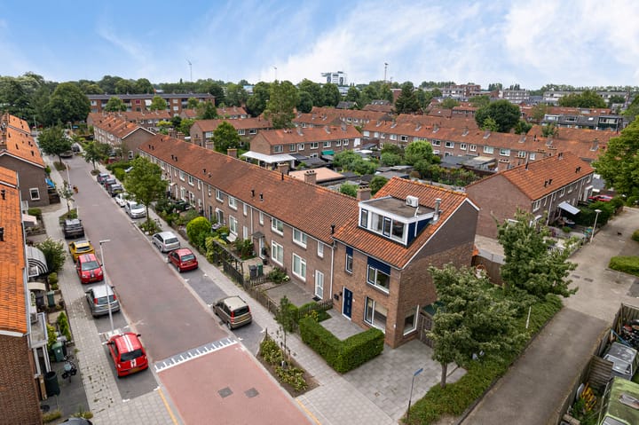 Hoekwoning te koop: Cornelis van Eerdenstraat 21, Zoetermeer