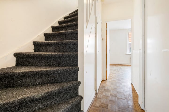 Appartement te koop: Mr. P.N. Arntzeniusweg 68-1, Amsterdam