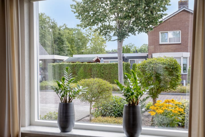 Twee-onder-één-kap te koop: Prins Bernhardstraat 35, Heino