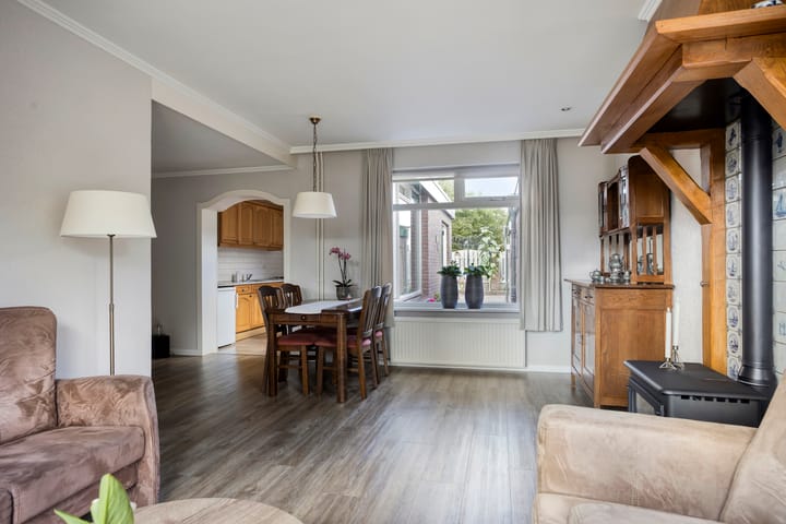 Twee-onder-één-kap te koop: Prins Bernhardstraat 35, Heino