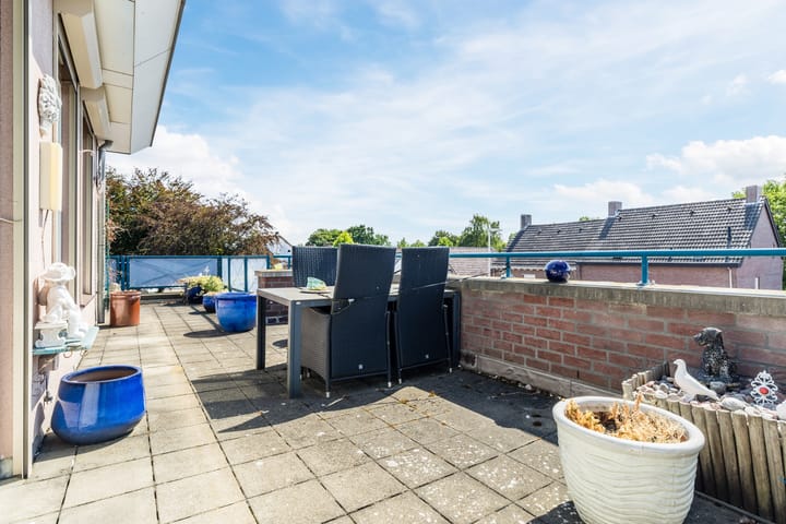Photo 4 of Kerkstraat 115-H