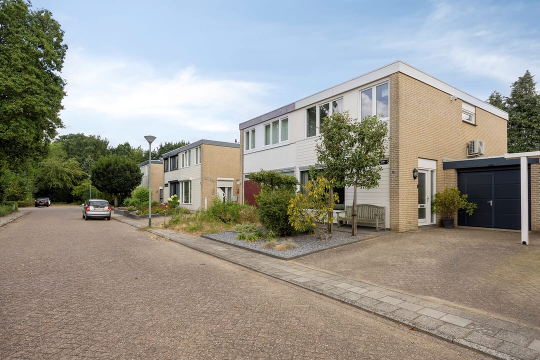 Foto 43 van Alexander Idenburgstraat 10