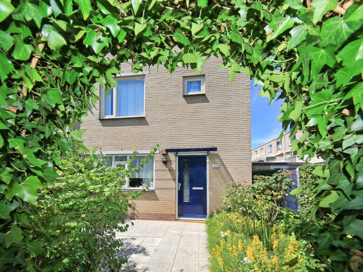 Hoekwoning te koop: Geraniumlaan 111, Badhoevedorp