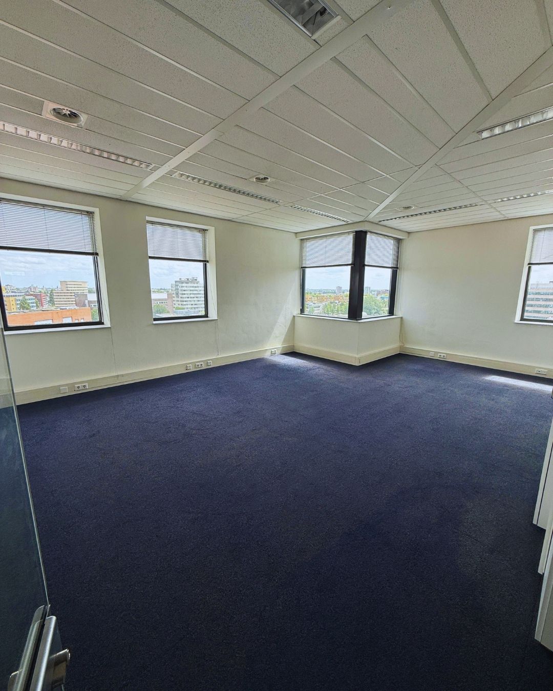 View photo 2 of Rivium Quadrant 151
