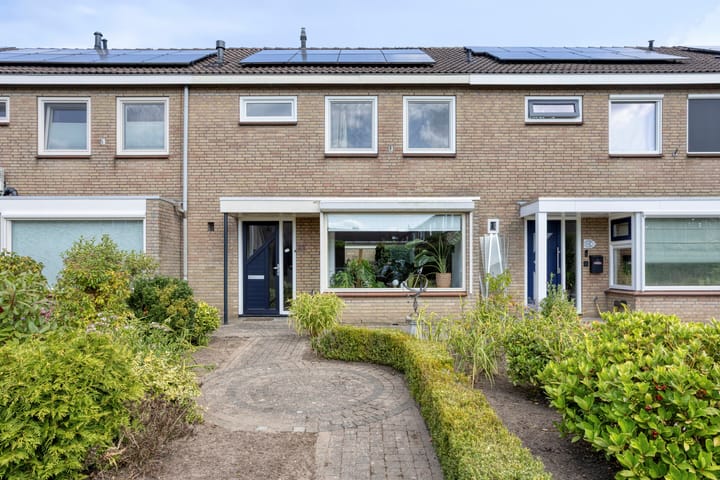 Tussenwoning te koop: Hoevenhoek 22, Wijhe