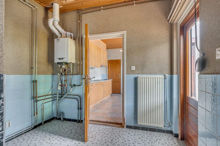 Tussenwoning te koop: Tegelseweg 163, Venlo