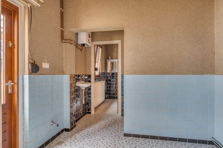 Tussenwoning te koop: Tegelseweg 163, Venlo