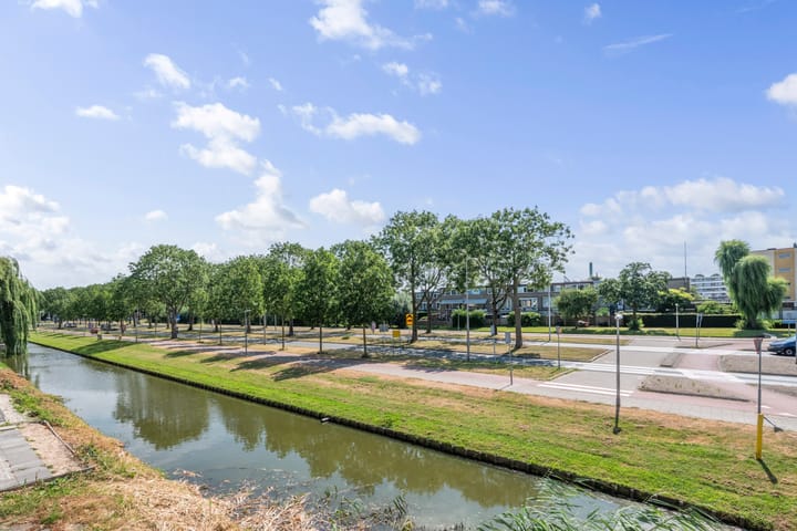 Appartement te koop: Zonnebloemstraat 198, Zwijndrecht