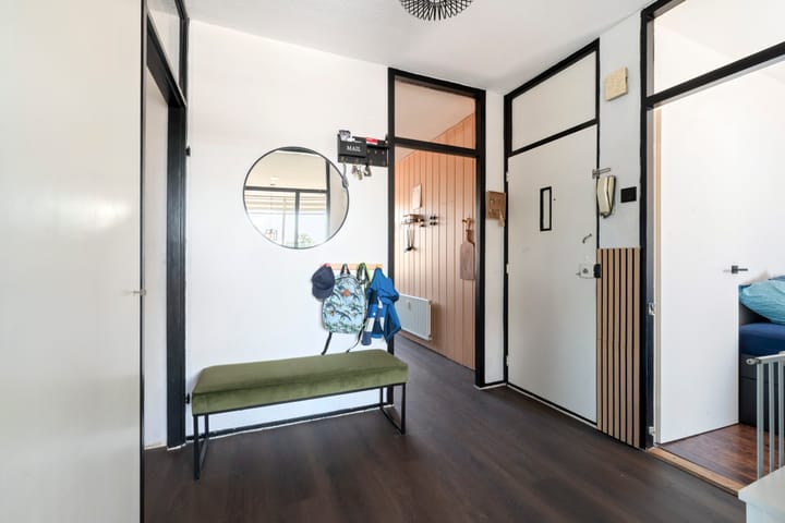 Appartement te koop: Zonnebloemstraat 198, Zwijndrecht