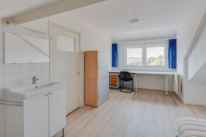 Tussenwoning te huur: Piet Heinstraat 29, Hilversum