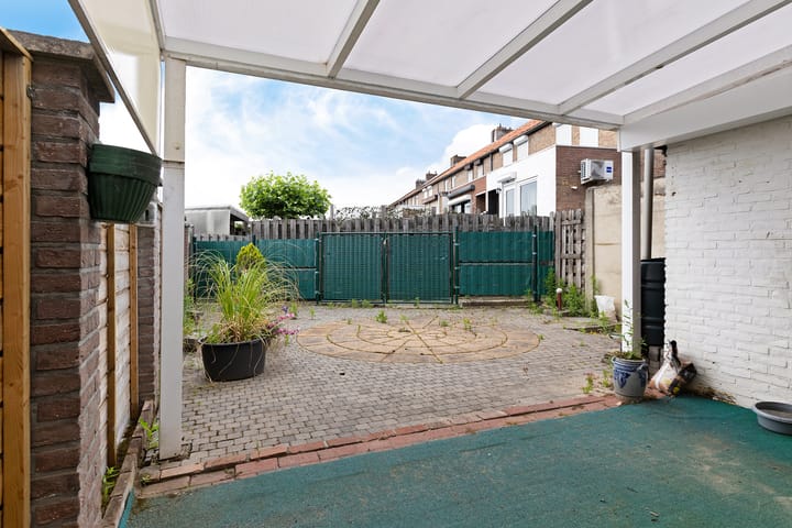 Tussenwoning te koop: Van Itersonstraat 38, Geleen