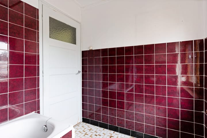 Tussenwoning te koop: Van Itersonstraat 38, Geleen