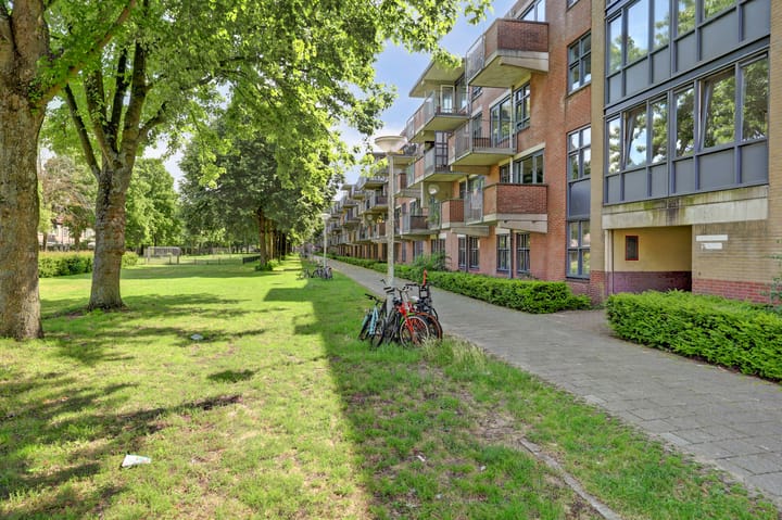 Foto 4 van Toutenburgstraat 25