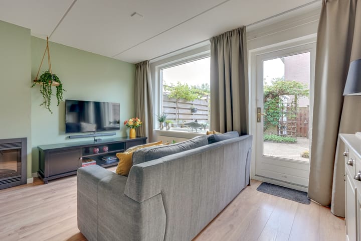 Tussenwoning te koop: Filipijnen 105, Utrecht