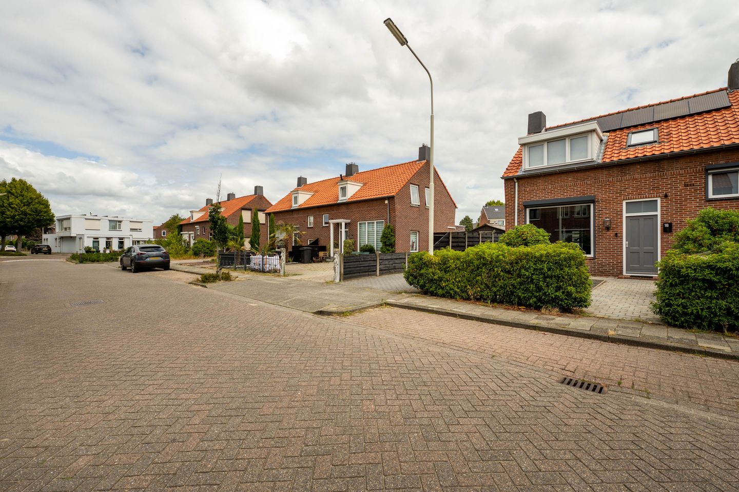 Foto 44 van Maststraat 18