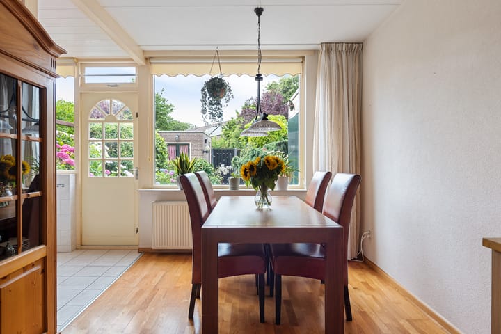 Tussenwoning te koop: Baetenburg 79, Heiloo