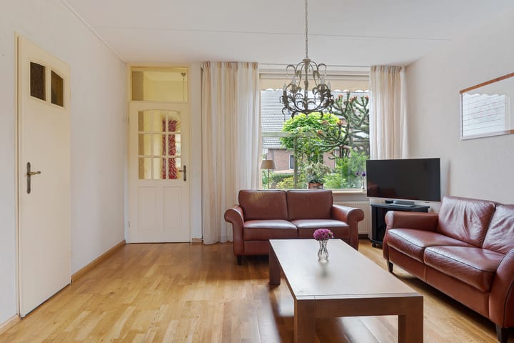 Tussenwoning te koop: Baetenburg 79, Heiloo