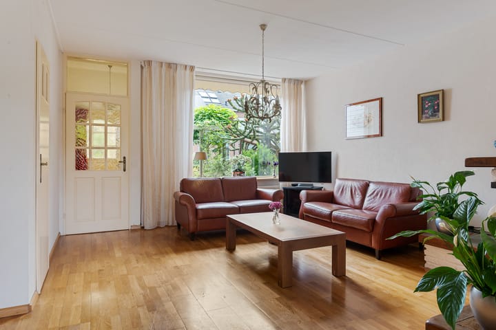 Tussenwoning te koop: Baetenburg 79, Heiloo