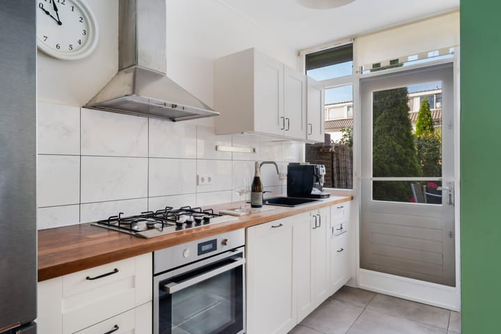Tussenwoning te koop: Oudlaan 20, Pijnacker
