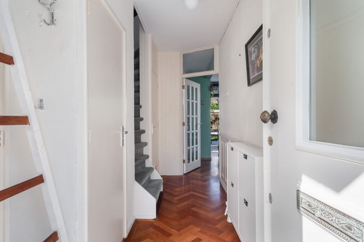 Tussenwoning te koop: Oudlaan 20, Pijnacker
