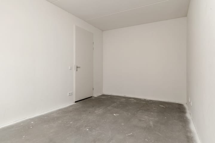 Hoekwoning te huur: Van Heuven Goedhartlaan 57, Utrecht
