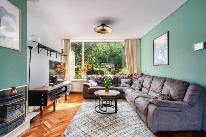 Tussenwoning te koop: Oudlaan 20, Pijnacker