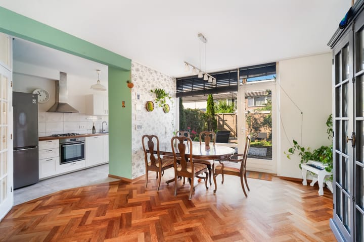 Tussenwoning te koop: Oudlaan 20, Pijnacker