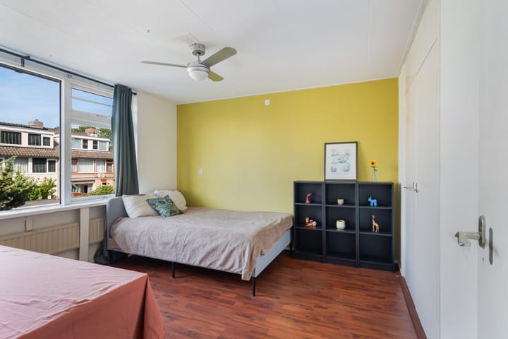 Tussenwoning te koop: Oudlaan 20, Pijnacker