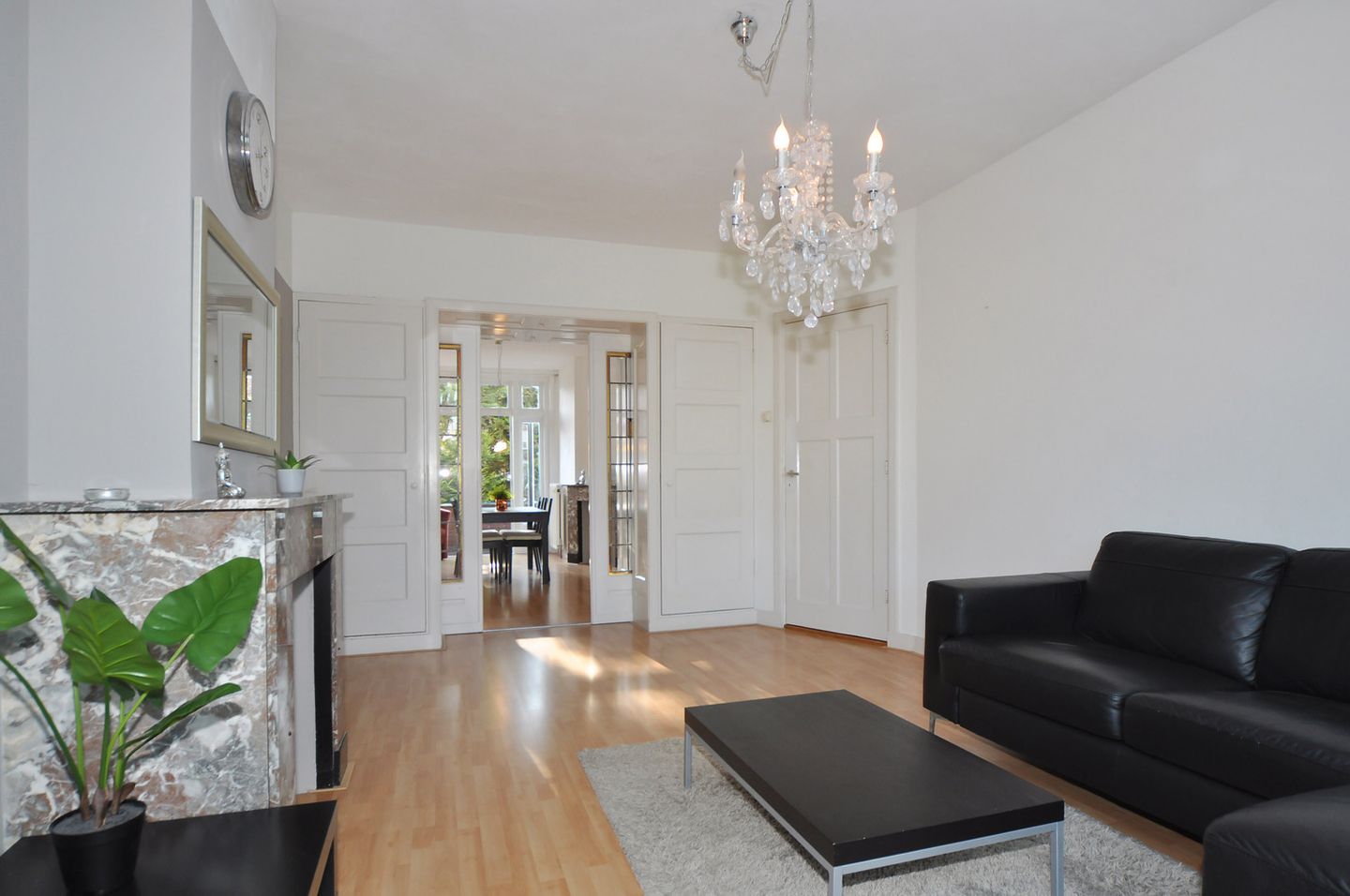 Photo 4 of Van der Hoopstraat 57