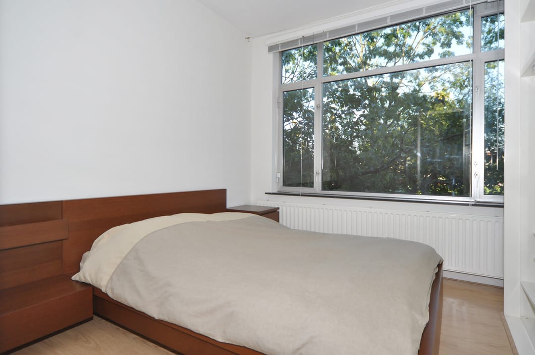 Photo 13 of Van der Hoopstraat 57
