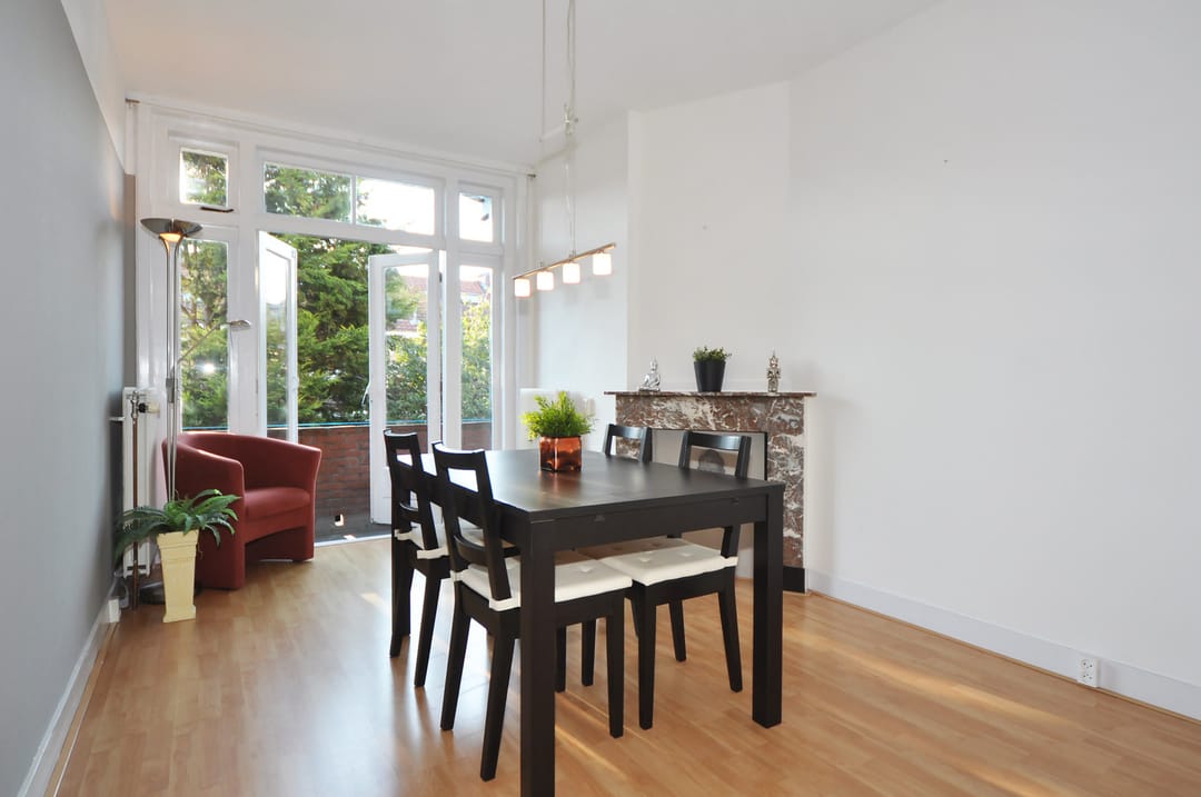 Photo 8 of Van der Hoopstraat 57