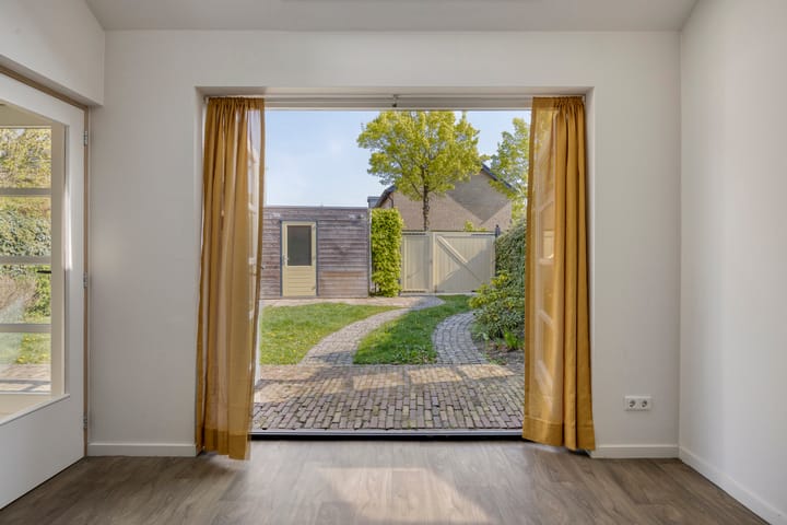 Appartement te koop: Antoon Coolenstraat 15, Heeswijk-Dinther
