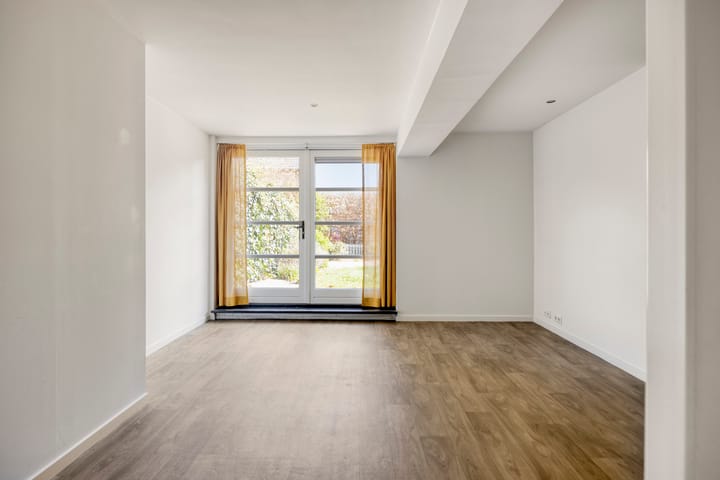 Appartement te koop: Antoon Coolenstraat 15, Heeswijk-Dinther