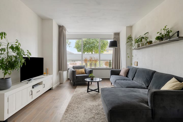 Tussenwoning te koop: Kooglaan 119, Uitgeest