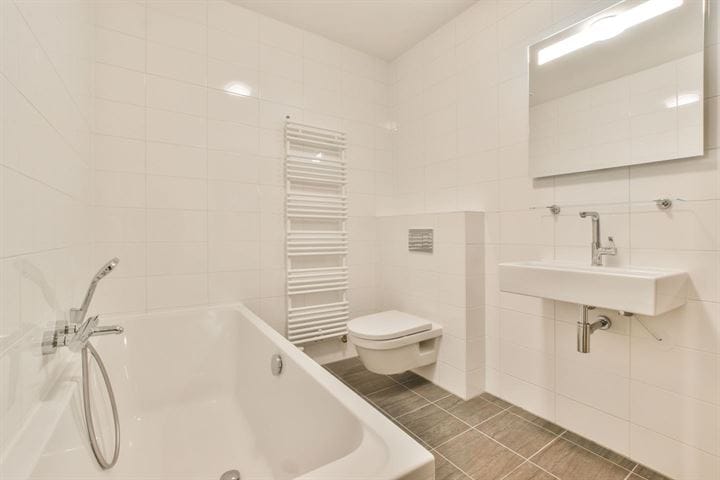 Appartement te huur: Wijdesteeg 24, Amsterdam