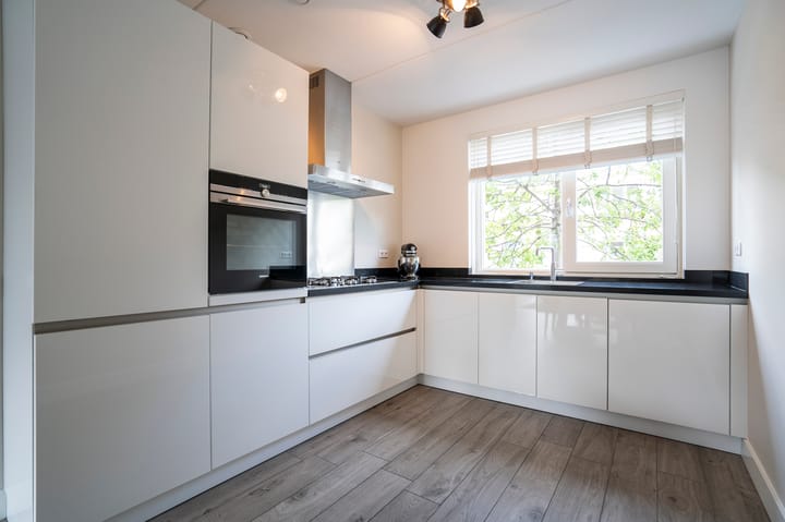 Tussenwoning te koop: Anthonie Verstralenstraat 10, Gorinchem