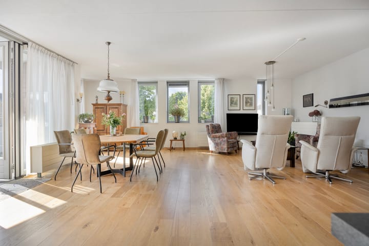 Foto 2 van Van Haestrechtstraat 4-07
