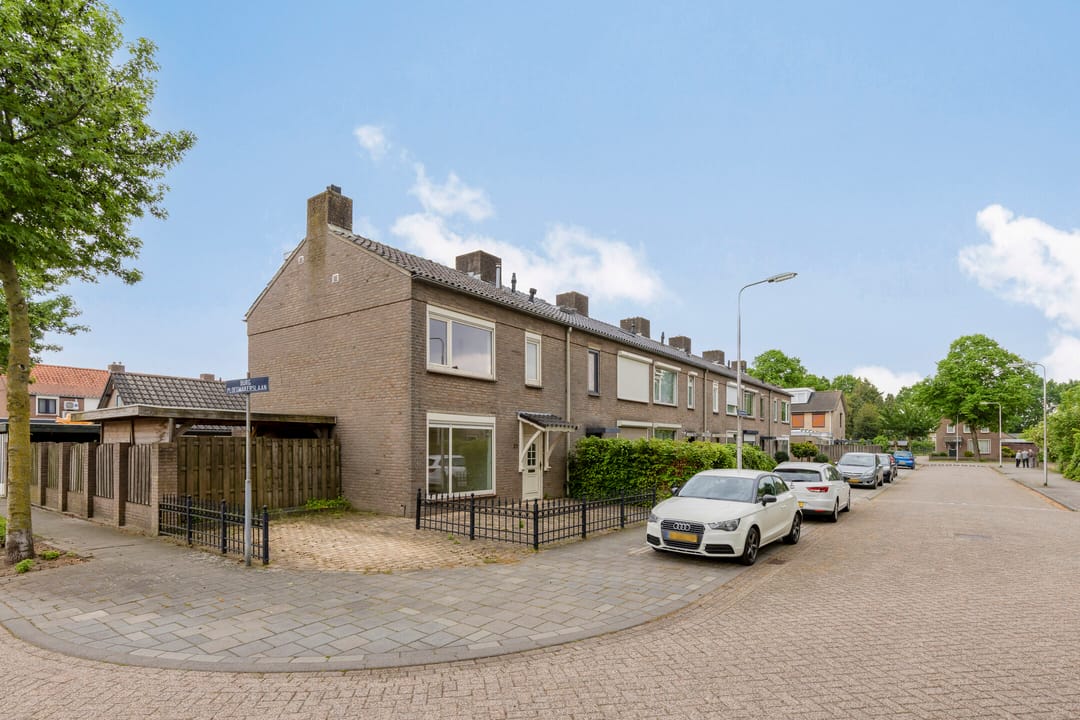 Photo 32 of Lijnzaadstraat 22