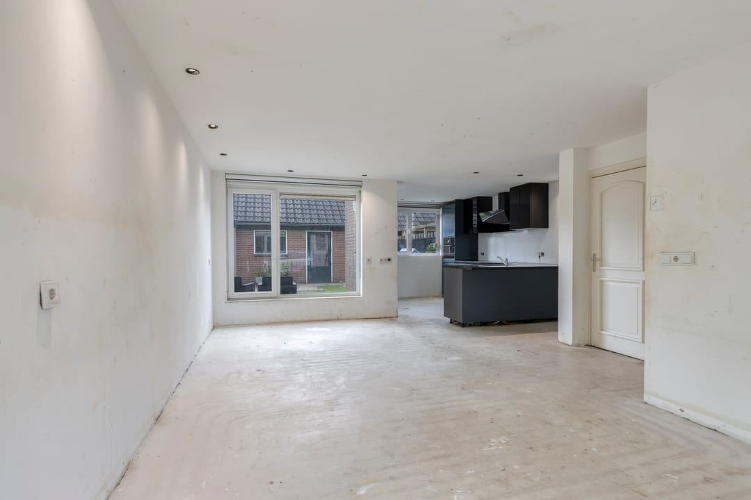 Photo 8 of Lijnzaadstraat 22