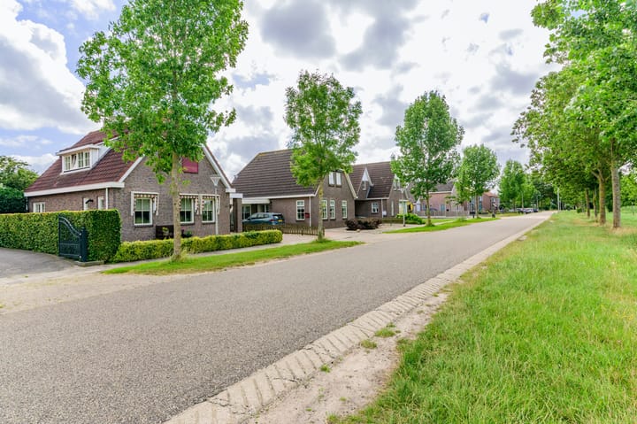 Foto 4 van Burgemeester van der Veenweg 18