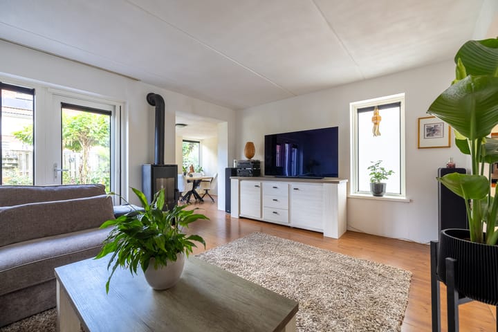 Tussenwoning te koop: Ebro 32, Doetinchem
