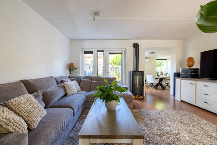 Tussenwoning te koop: Ebro 32, Doetinchem