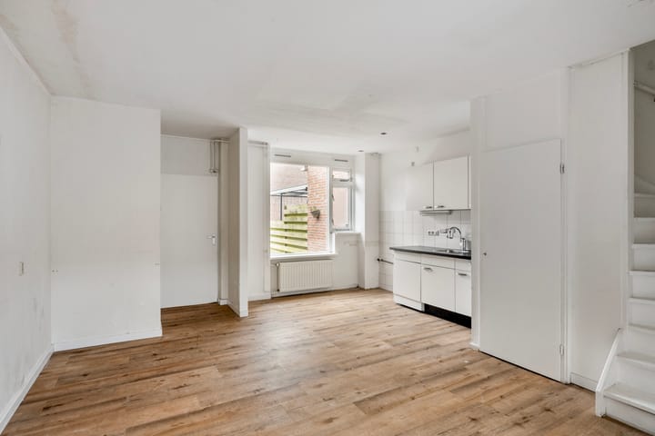 Tussenwoning te koop: Teteringenstraat 20, Arnhem