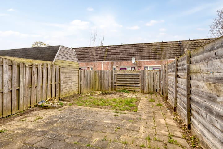 Tussenwoning te koop: Teteringenstraat 20, Arnhem