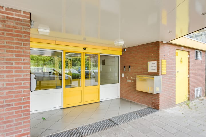 Appartement te koop: Dokter van Stratenweg 653, Gorinchem