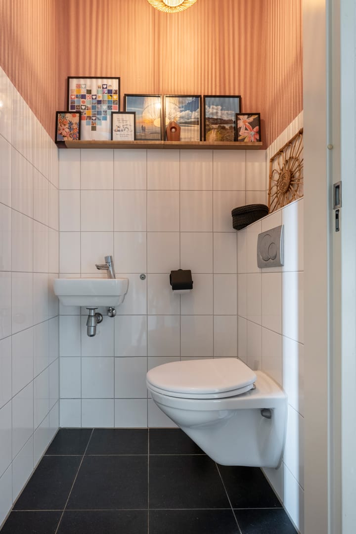 Tussenwoning te koop: Hemrikkwartier 54, Emmen