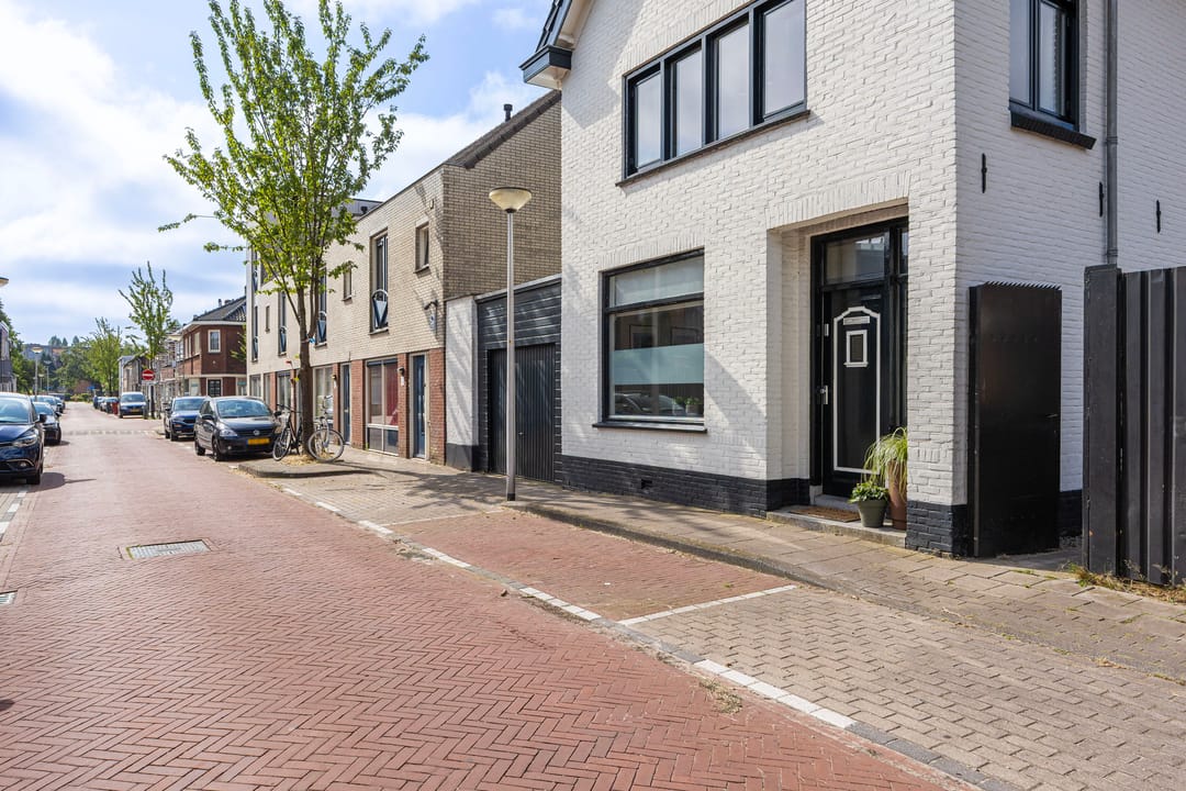 Foto 41 van Burgemeester Jacobsstraat 22
