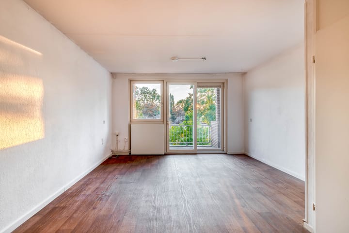 Appartement te koop: Van Limburg Stirumlaan 18, Hillegom