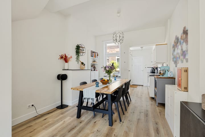 Tussenwoning te koop: Beukstraat 6, Utrecht