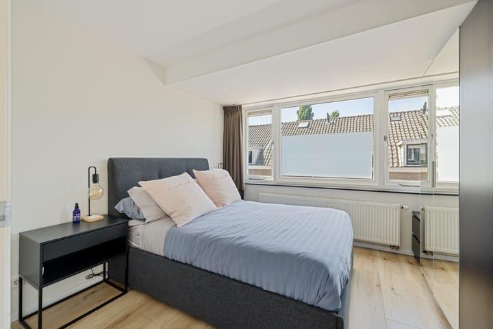 Tussenwoning te koop: Beukstraat 6, Utrecht